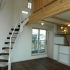 居間 ロフトへ上がる階段